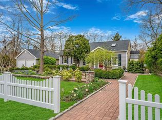 171 Riverside Ave, Mastic Beach, NY 11951