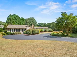 1016 Old Boiling Springs Rd, Greer, SC 29650