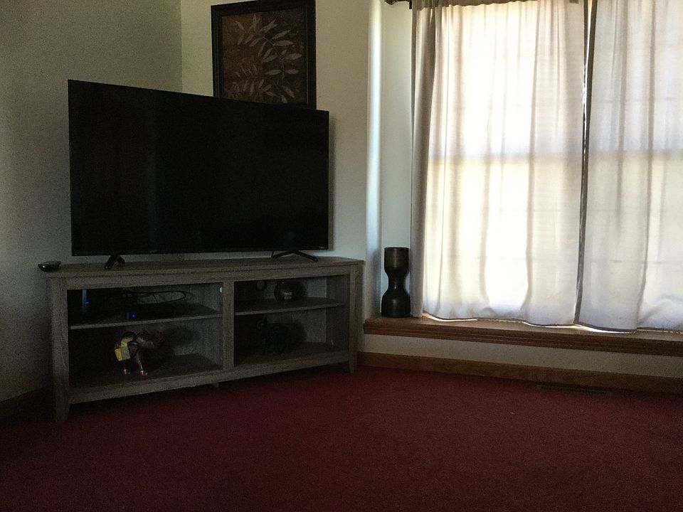 2nd image of 356 S Pheasant Pl