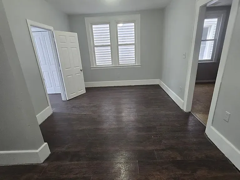 380 Sanford Ave #1L — Photo 7