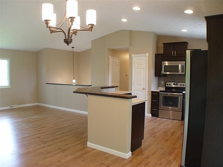 1st image of 1157 Blackwell Dr