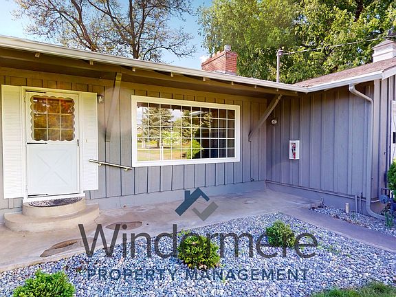 2nd image of 2544 Kendall Rd