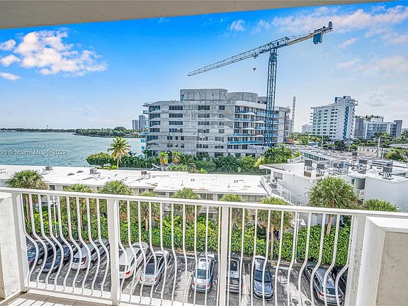 4th image of 10350 W Bay Harbor Dr APT 5G