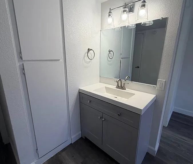 U@19th Apartments — Photo 24