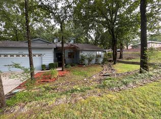 12125 Pleasant Tree Dr, Little Rock, AR 72211