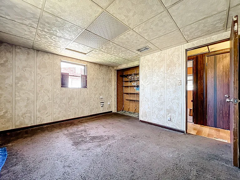 122 Eden Ave — Photo 10
