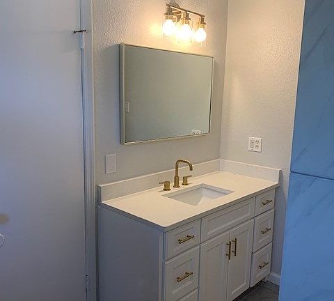 5th image of 7408 Forrest Ln