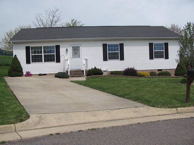 1st image of 1201 Calina Ct