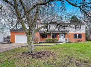 967 Spring Grove Ln, Columbus, OH 43235