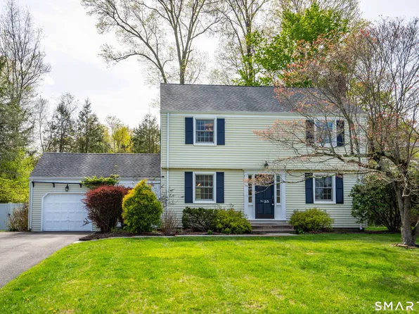 25 Meadow Farms Road, West Hartford, CT 06107