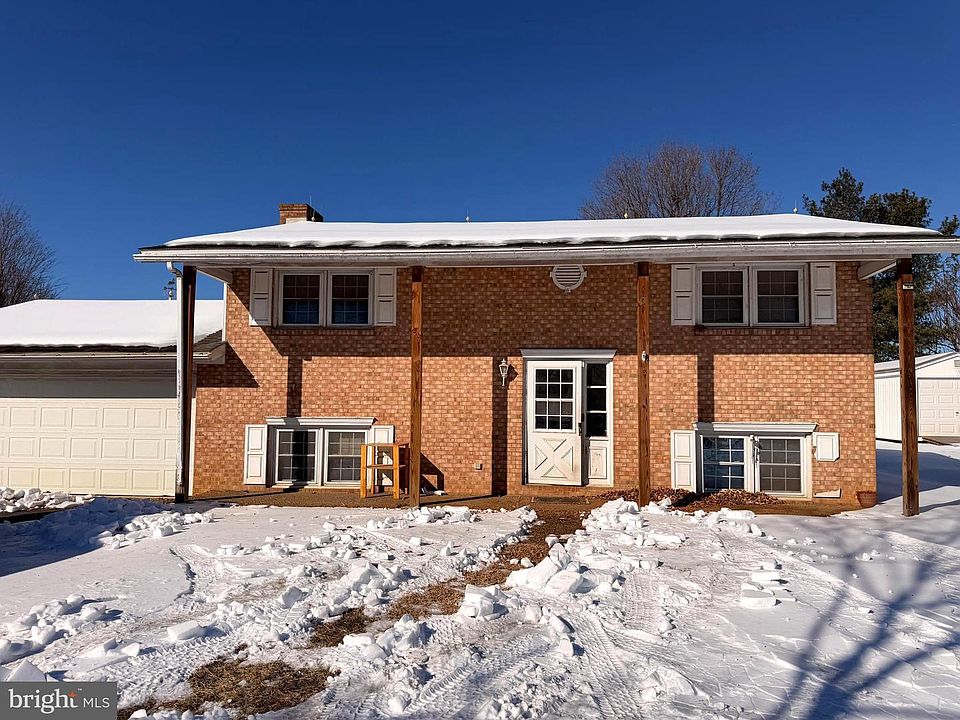 1st image of 122 Skymont Dr