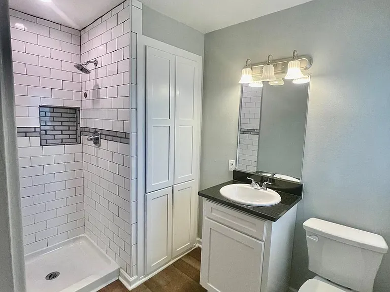 201 Jewel Dr — Photo 17