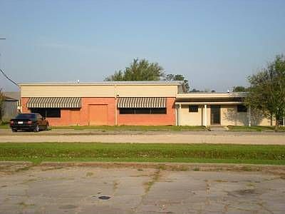 1st image of 1623 Highway 90 W