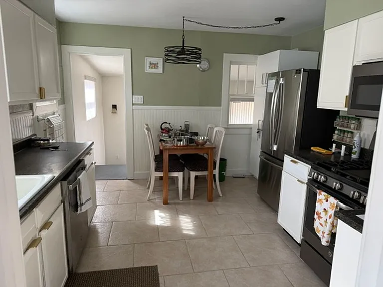 2219 W Pikes Peak Ave — Photo 4