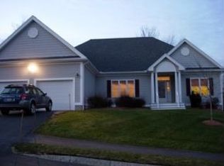 10 Constantine Dr, Nashua, NH 03062