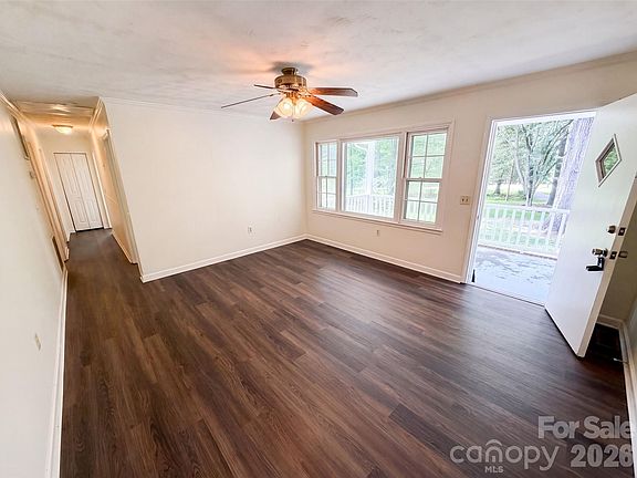 3rd image of 5100 Robinwood Dr