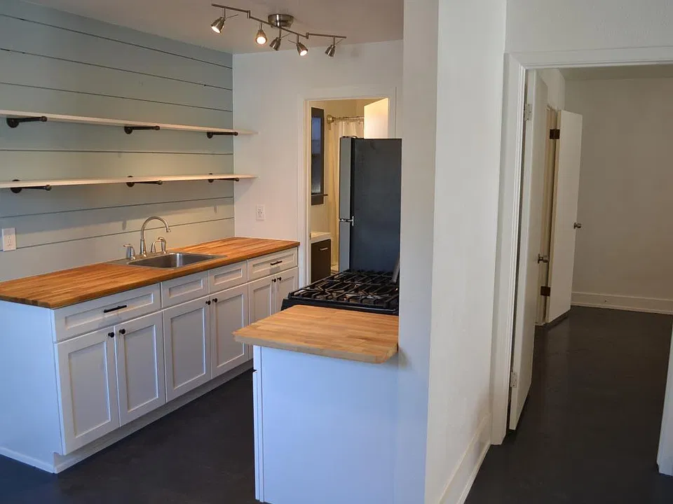 523 Mission St #1