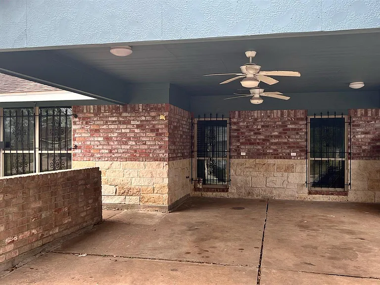 6335 Tall Willow Dr — Photo 22