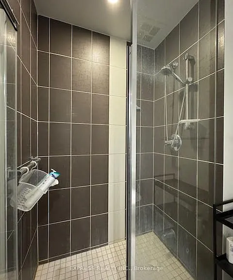 770 Bay St #2 — Photo 10