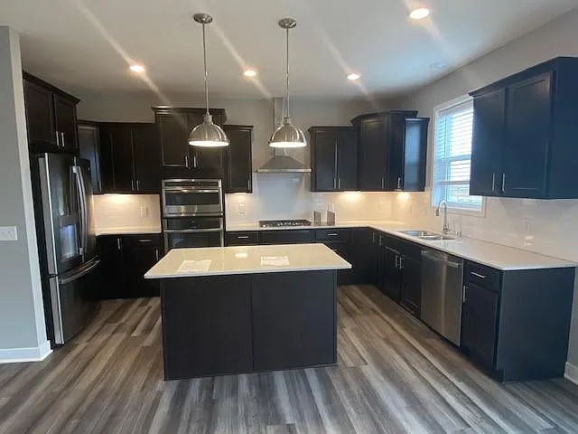 18386 Greenstone Way — Photo 3