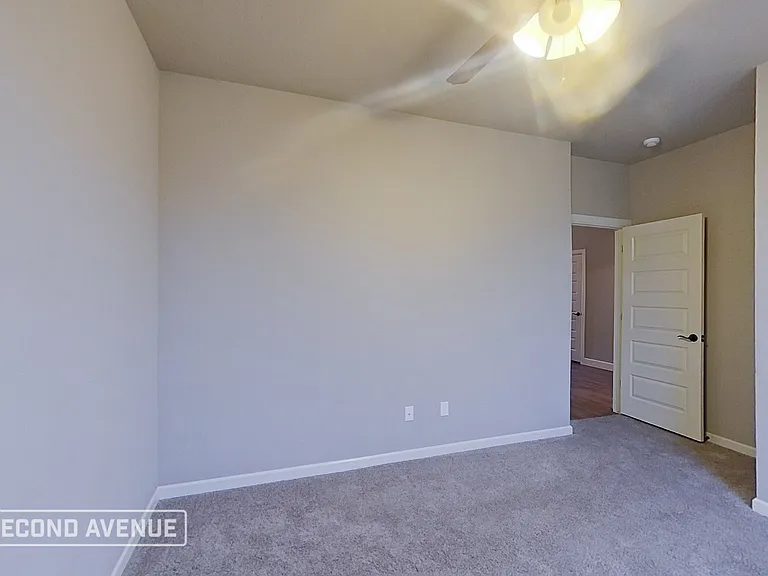 9032 NW 144th St — Photo 8