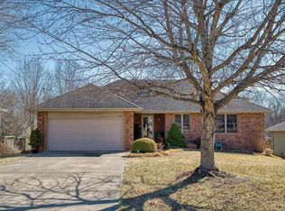 1124 E Camorene St, Springfield, MO 65803