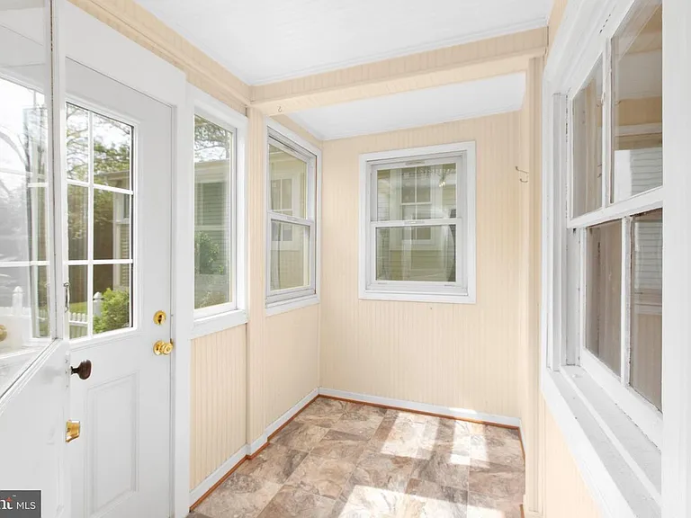 1404 Washington Ave — Photo 18