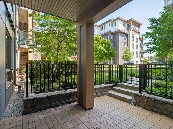 735 Anskar Ct #120, Coquitlam, BC V3J 0L7