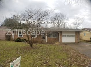 1709 S York Rd, Yorktown, IN 47396