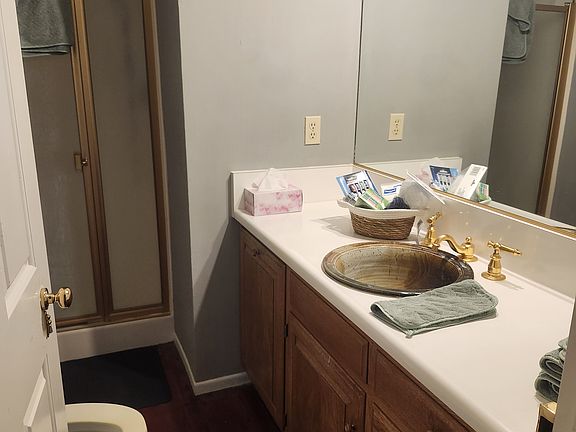 5th image of 421 E Belle Ter #3