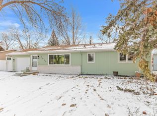 2042 Flint Ln, Eagan, MN 55122