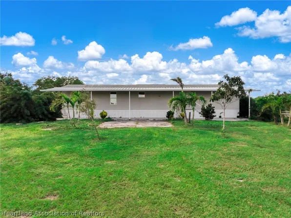 1321 Bluff Hammock Rd, Lorida, FL 33857