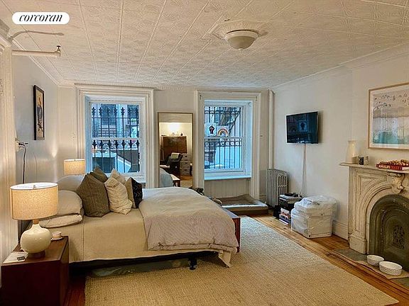 5th image of 7 S Oxford St APT 1
