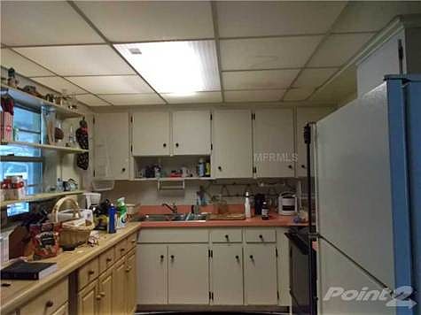 3rd image of 2301 W Kirby St