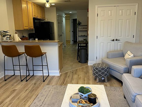 4th image of 215 W College Ave APT 410