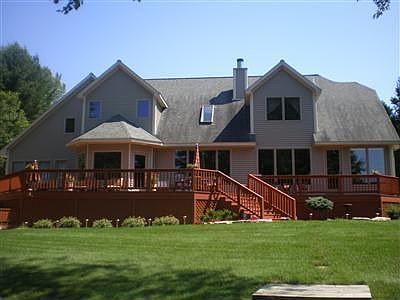 5th image of 1555 N Washington Ave