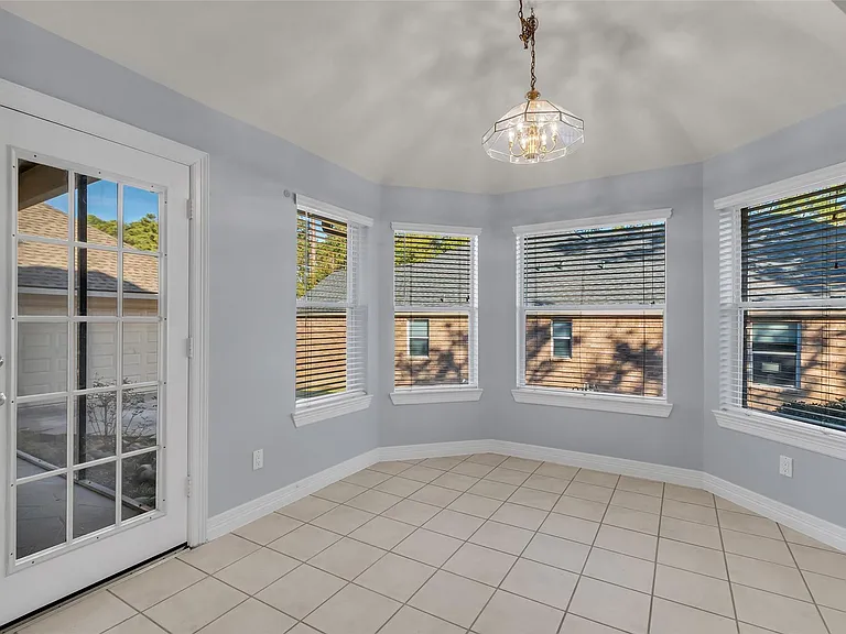 35 W Pines Dr — Photo 8