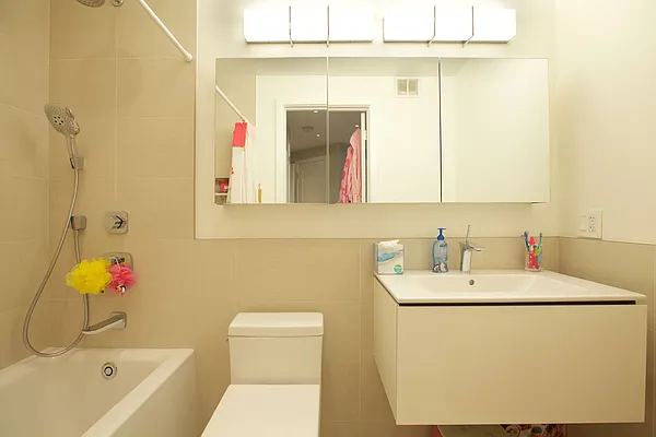 Rented by Yoram Adin, LREB | media 52