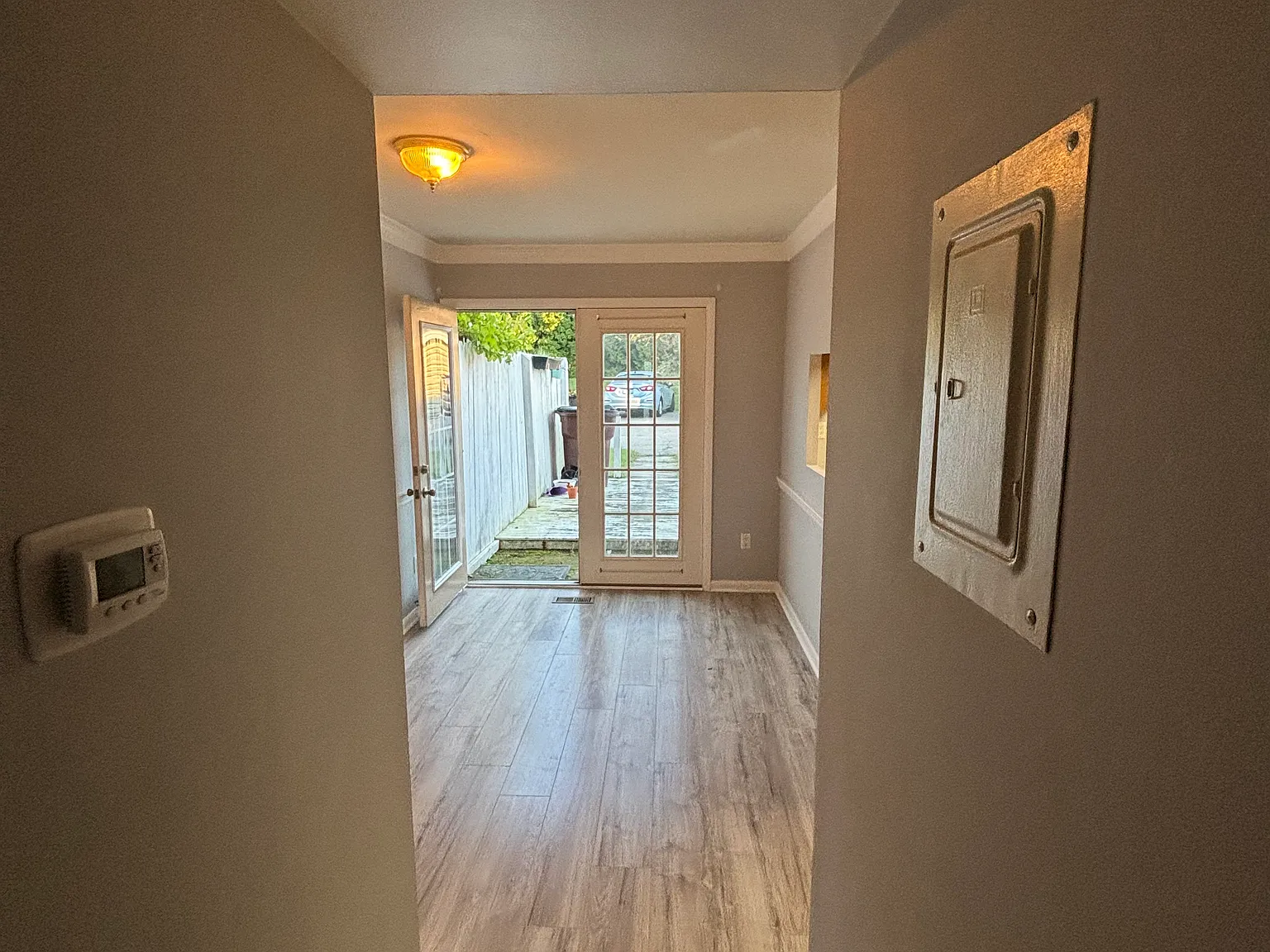 2 bed, 1.5 bath, 1100 sqft, $1,300 — Photo 3