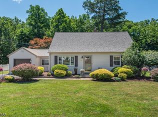 56 Village Dr, Wayne Twp., NJ 07470
