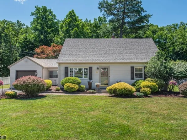 56 Village Dr, Wayne Twp., NJ 07470