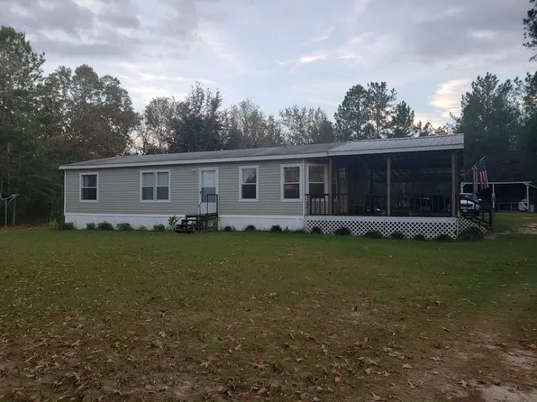 125 White Acre Ln, Baxley, GA 31513