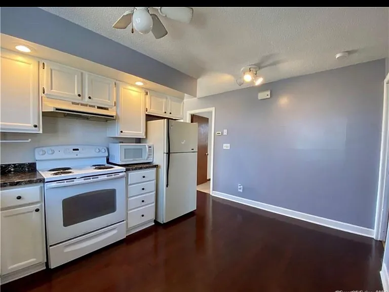 63 Ley St #2 — Photo 2