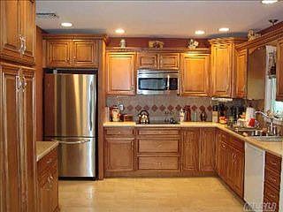 3rd image of 131 Avenue B