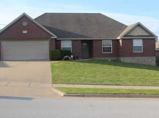 4702 SW Golden Eagle Ave, Bentonville, AR 72712