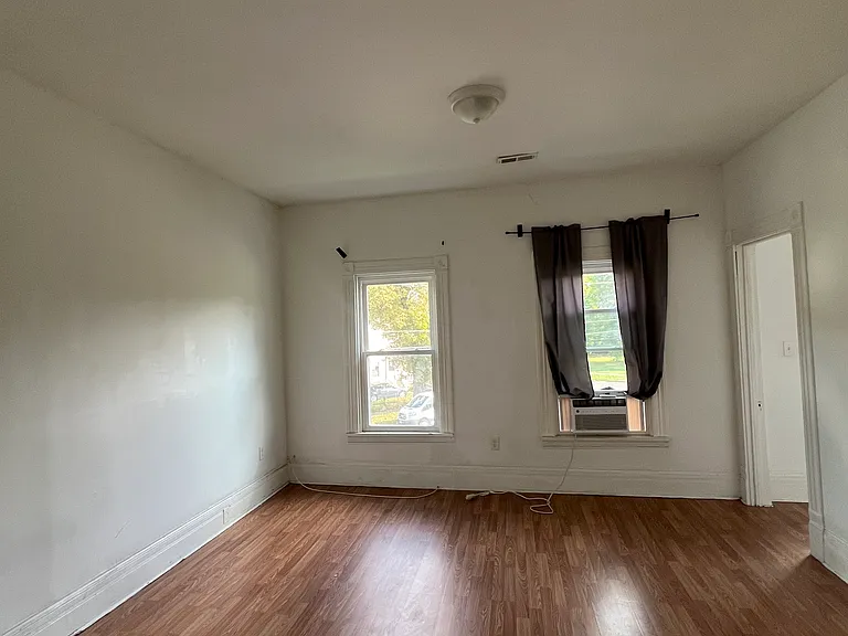 100 Davis St #2 — Photo 17