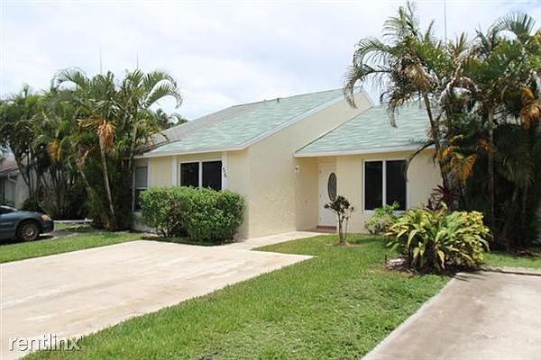 Jupiter Village Exterior TheShattowGroup