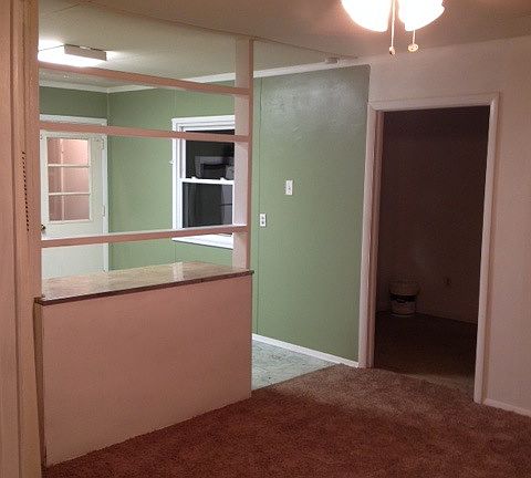4th image of 1415 Woodcrest Dr