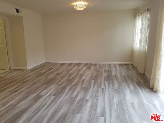 4th image of 11274 Morrison St APT 3