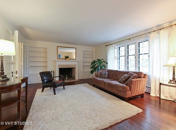 4th image of 1632 Linden Ave